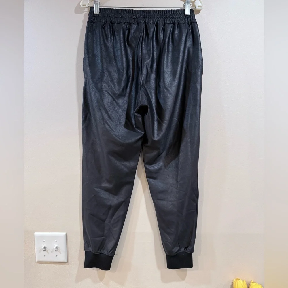 🔥Madison D’Amelie Black Shimmer Jogger Pants Size S EUC🔥